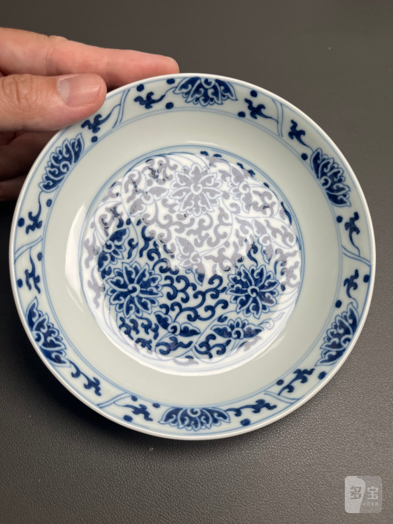 清同治  青花缠枝莲纹盘 - 图5